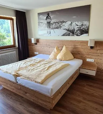 Haus Tuxerklamm Apartament