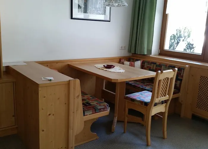 图克瑟克拉姆公寓 公寓 *